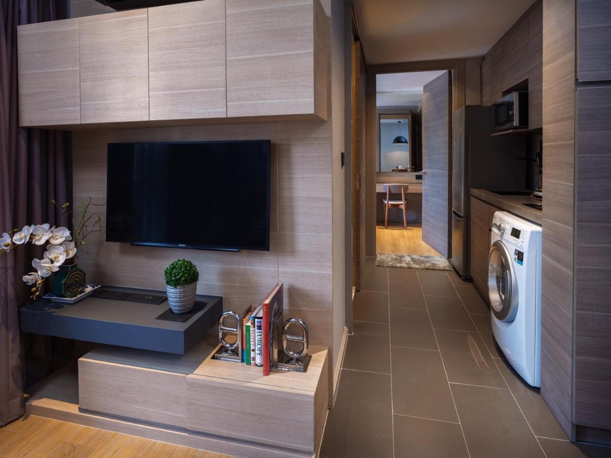 Voque Hotel & Serviced Residence Sukhumvit 51 Банкок Екстериор снимка