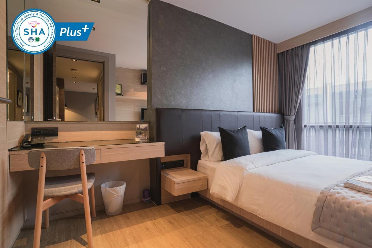 Voque Hotel & Serviced Residence Sukhumvit 51 Банкок Екстериор снимка