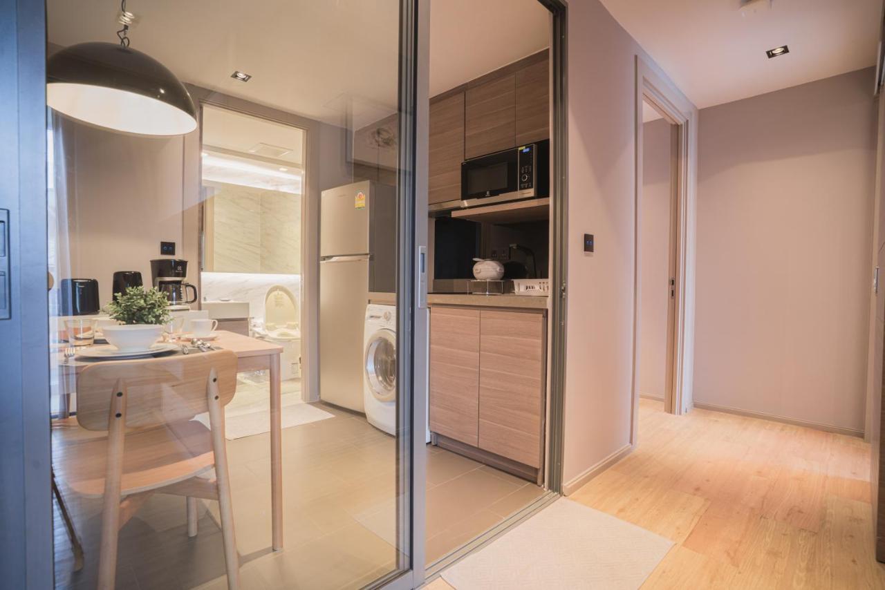 Voque Hotel & Serviced Residence Sukhumvit 51 Банкок Екстериор снимка