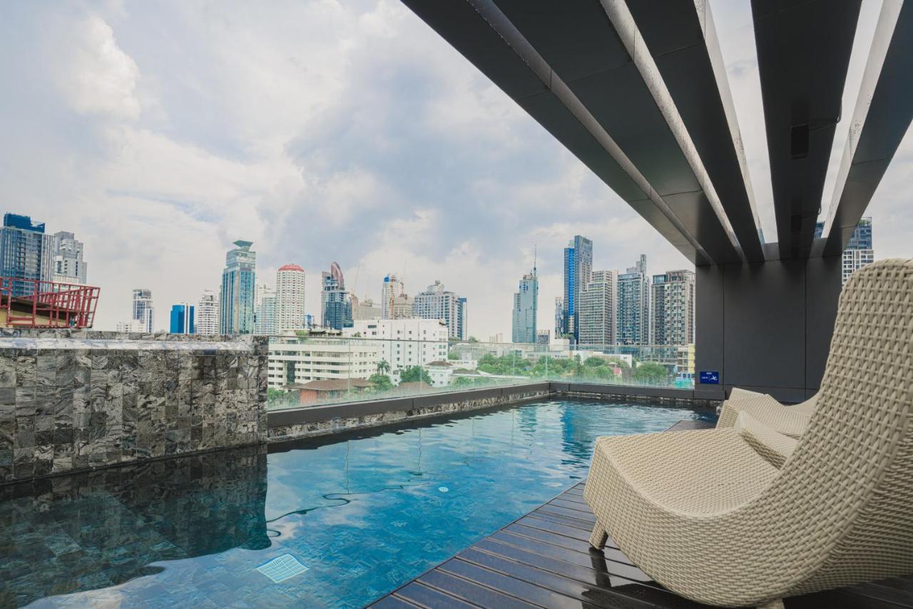 Voque Hotel & Serviced Residence Sukhumvit 51 Банкок Екстериор снимка